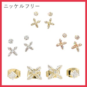 ★【ニッケルフリー】キュービック クロス セットピアス