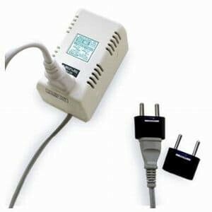海外旅行用変圧器130V240V210W75W  コード付き　HTDC130240V21075W