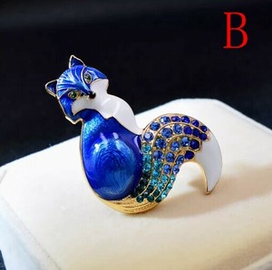 ブローチ キツネ 可愛い アクセサリー DYLA867