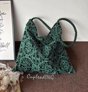 【2025春夏】INSスタイル 刺繍花びらデザイン シンプルアートシングルショルダートートバッグ