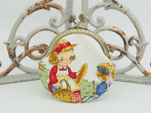 「マーガレットソフィー♡ピクニック6」がま口ポーチ・コインケース（口金8.5センチ）