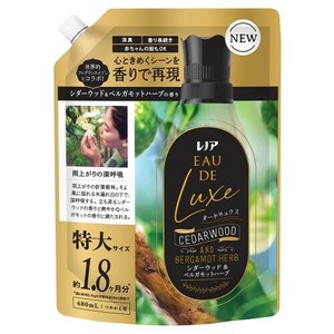 レノアオードリュクス　シダーウッド＆ベルガモットハーブの香り　特大サイズ 680ml 【柔軟剤 洗濯用品】