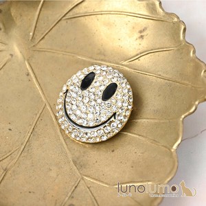 Brooch Ladies fashion Sparkle Rhinestone Brooch