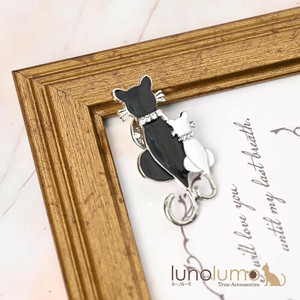 Brooch Black-cat Ladies fashion White-cat Parent-Child Cat Presents