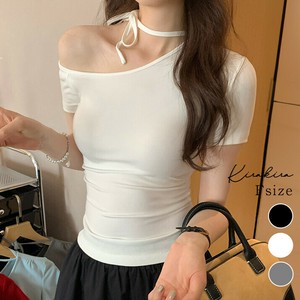トップス《ワンオフショルダーチョーカーTシャツ 全3色》
