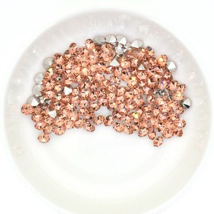 ラインストーン Vカット プレシオサ【クリスタルアプリコット DF】／アクセサリーパーツ／ネイルパーツ