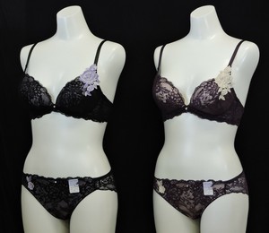 ノンワイヤーブラショーペア　＜ストレッチレース＆花柄ケミカル＞　8月商品