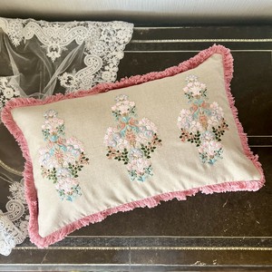 【2025年7月 新入荷】フラワー刺繍 フリンジ コットンクッションカバー 30×50cm