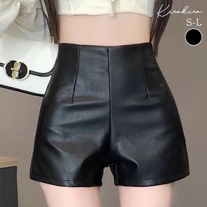パンツ《ハイウエストフェイクレザーショートパンツ 全3サイズ》