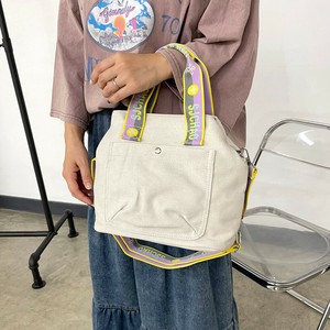 即納【2025新作】ロゴショルダーキャンバストートバッグ　ロゴ　オールシーズン　無地　春夏秋冬