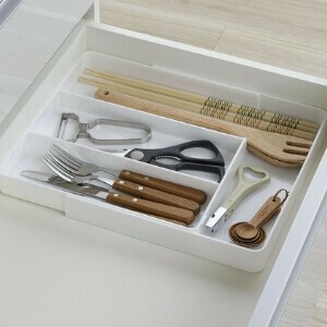 マルチ整理トレー　スライド式　収納用品