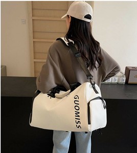 ハンドバッグ  ショルダーバッグ スポーツバッグ 2WAY 大容量乾湿分離 男女兼用   LX2678