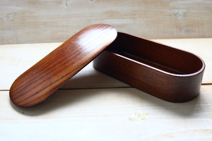 ☆細身でカバンに入りやすい形【くり抜き・パッキン仕様】くりぬき弁当箱一段　茶系