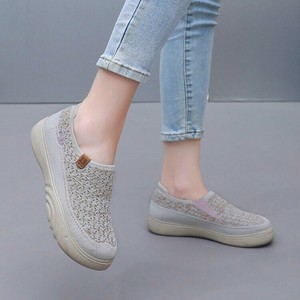 【現品50％オフ】WU1395s-ow-22.5 メッシュスリッポンスニーカー 通気性  カジュアル 春 夏