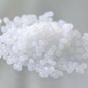 チェコビーズ ファルファーレ 40g アラバスター シードビーズ 2×4mm ビーズ 手芸