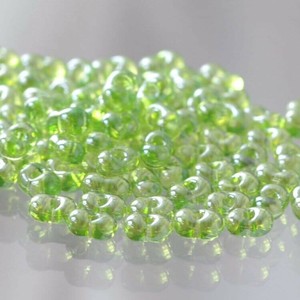 チェコビーズ ファルファーレ 40g ペリドットスフィンクス シードビーズ 3.2×6.5mm ビーズ 手芸