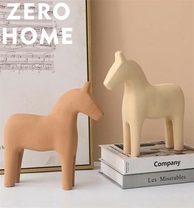 木製小馬オブジェ 北欧スタイルリビングデスクトップインテリア シンプルナチュラル装飾品