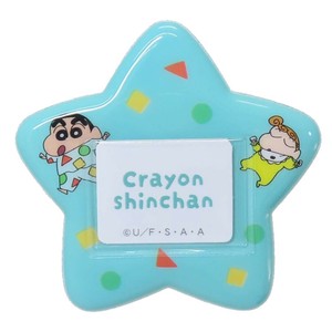 【ピンバッジ】クレヨンしんちゃん おなまえバッジ パジャマ