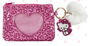 ★【9月中旬入荷予定】ハローキティ　ギャルシリーズ　ハート窓付きポーチ　ヒョウ柄　ピンク