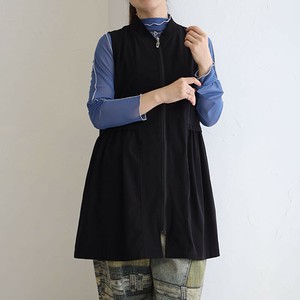 【新作】ストレッチ素材のジッパー使い切替デザインベスト　BRILLANTE大阪