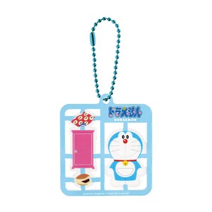 12/下　9/12受注締め切り【ティーズ】ドラえもんプラスチックモデル風キーホルダー　ドラえもん／ブルー