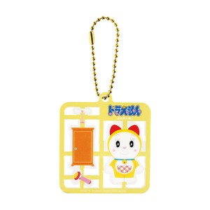 12/下　9/12受注締め切り【ティーズ】ドラえもんプラスチックモデル風キーホルダー　ドラミ