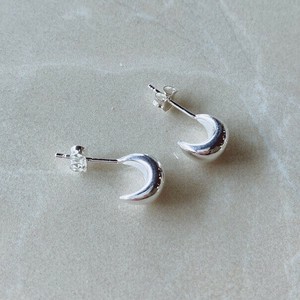 三日月ピアス　SPA-0472　シルバー925