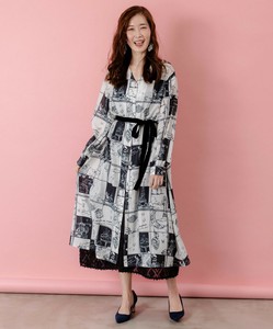 パリとブロックチェック柄ワンピース