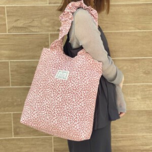 【2025新作】くしゅくしゅハンドル 縦型 トートバッグ＜シェリー＞フリルハンドル A4対応 軽い