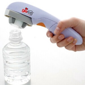 自動ペットボトルオープナー