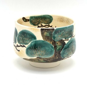 ※現品限り※【抹茶碗】京焼抹茶碗 「松」／手描き 日本製 抹茶茶碗 和食器 清水焼 花