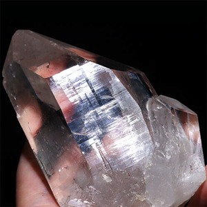 [トップクォリティ]インド/マニハール産ヒマラヤ水晶原石 台付き（ナチュラルポイント）