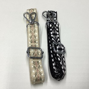 ショルダーストラップ　バッグストラップ　ベルト　幾何学模様