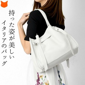 イタリアブランドVISONA（ヴィソナ）の最高級カーフレザーを使用したトートバッグ。ショルダーもできる2way