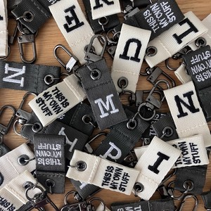 LETTER CHARM / キーリング キーホルダー タグ ギフト イニシャル アクセサリー