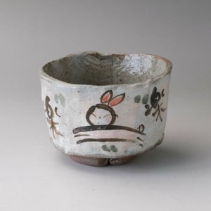 うさぎ　手造りミニ抹茶碗　美濃焼（日本製）