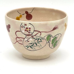 【抹茶碗】京焼抹茶碗 「瓢箪に松竹梅」／手描き 日本製 抹茶茶碗 和食器 清水焼