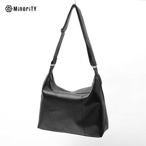 [MinoriTY] Shoulder Bag Faux Leather Shoulder Bag Smooth Side Zipper