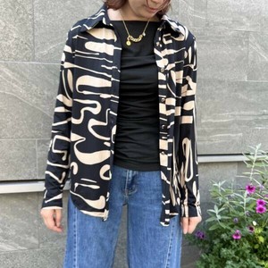 アートプリント　ストレッチ長袖シャツ　柄シャツ　ブラック【フランスインポート”BY SWAN”】