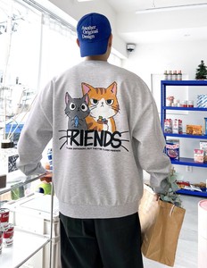 【2025秋冬新作】FRIENDS CATイラストプリントトレーナー