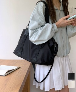 国内即納 大容量トートバッグA4通勤通学斜め掛け鞄