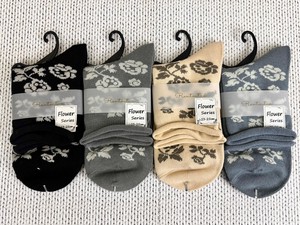 短袜 花朵 2025年 缝线/拼接 数量限定 秋冬新品