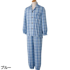 大きめボタンのびのびストレッチパジャマ