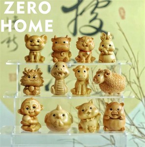 木彫り十二生肖 可愛い小動物 手に持つ置物 机上デコレーション 工芸品 誕生日プレゼント