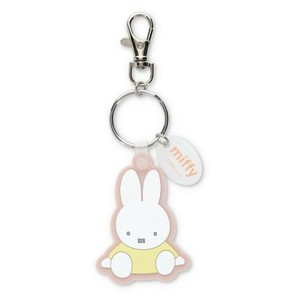 ミッフィー ラバーキーホルダー miffy　すわり　キーホルダー