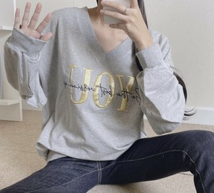 Sweatshirt V-Neck [A/W NEW]