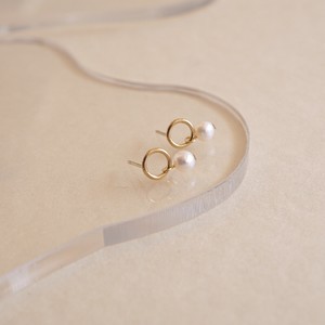 Pierced Earrings Gold Post Pearls/Moon Stone