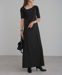 カップ付きアシメネックワンピース