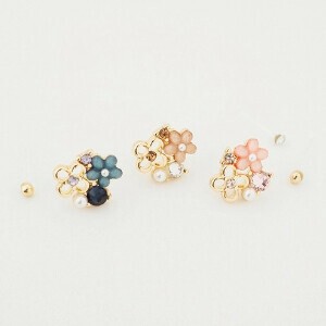 耳环 抗菌加工 花朵 宝石