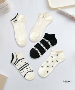 【MOSOX】ガーリー刺繍デザインコットン混アンクルソックス 5足セット レディース